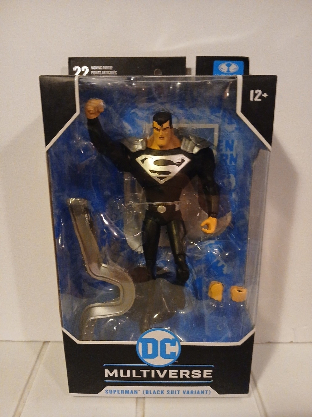Superman Black Suit Variant Action Figure Mcfarlane 7"